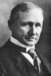 Frederick Winslow Taylor scientific management